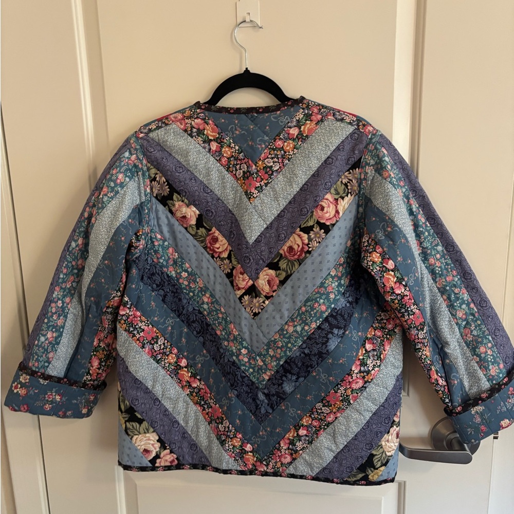 Vintage Handmade Quilted Quilt Patchwork Jacket - Multicolor, Floral Rare - Picture 6 of 6